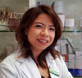 emi wong emiskin clinic min